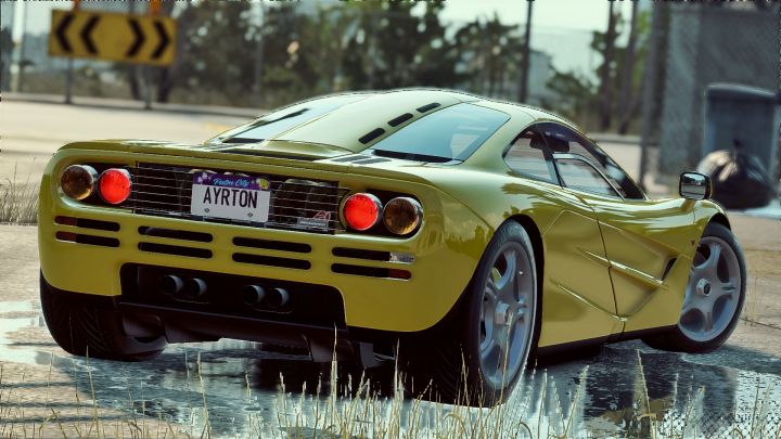 McLaren F1 in Need for Speed Heat
