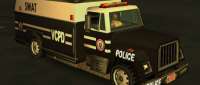 Freightliner FLC 112
