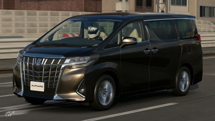 Nova atualização de Gran Turismo 7 tem até uma minivan